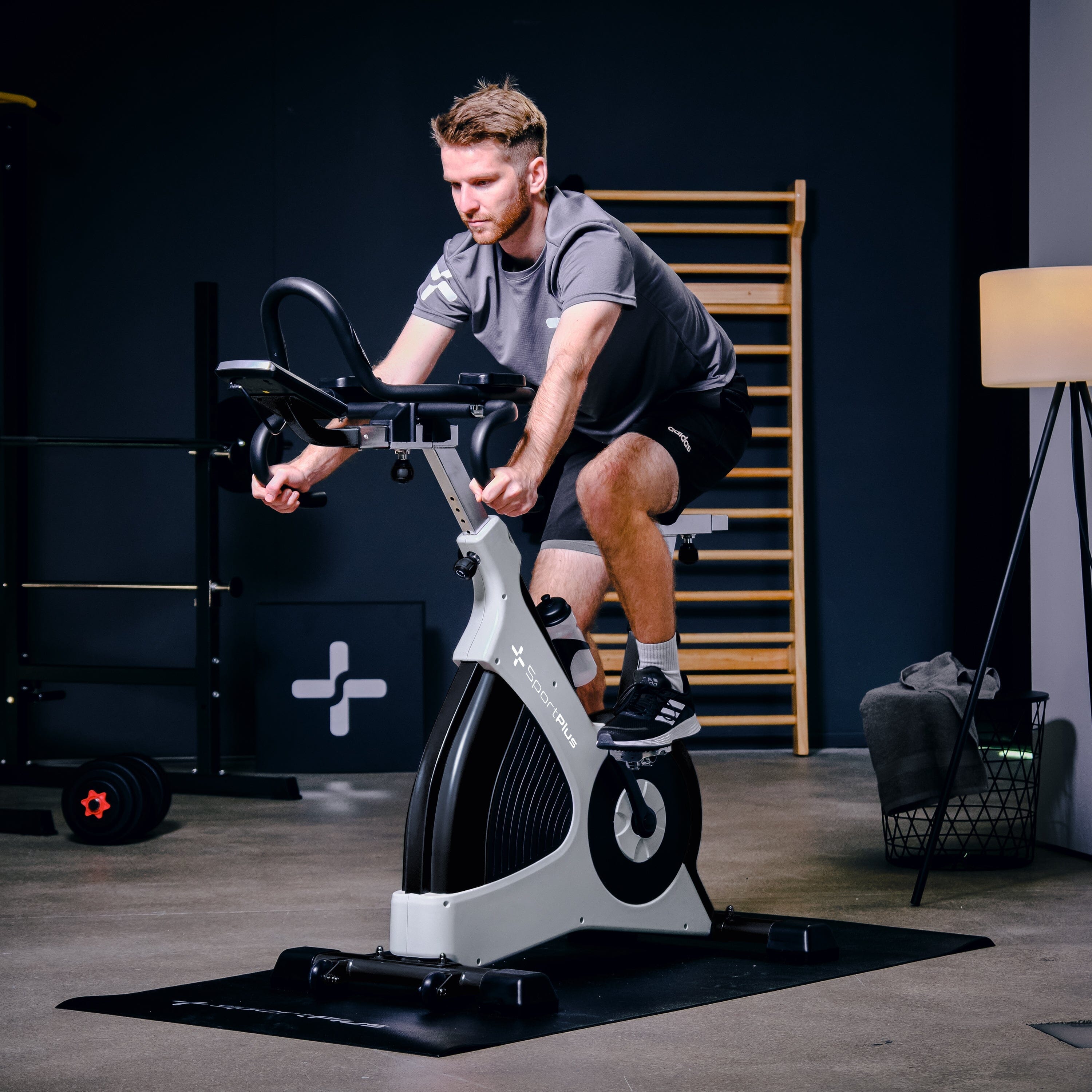 Indoor Cycle Speedbike/ Ergometer mit Wirbelstrombremse SP-SRP-3100 SportPlus 