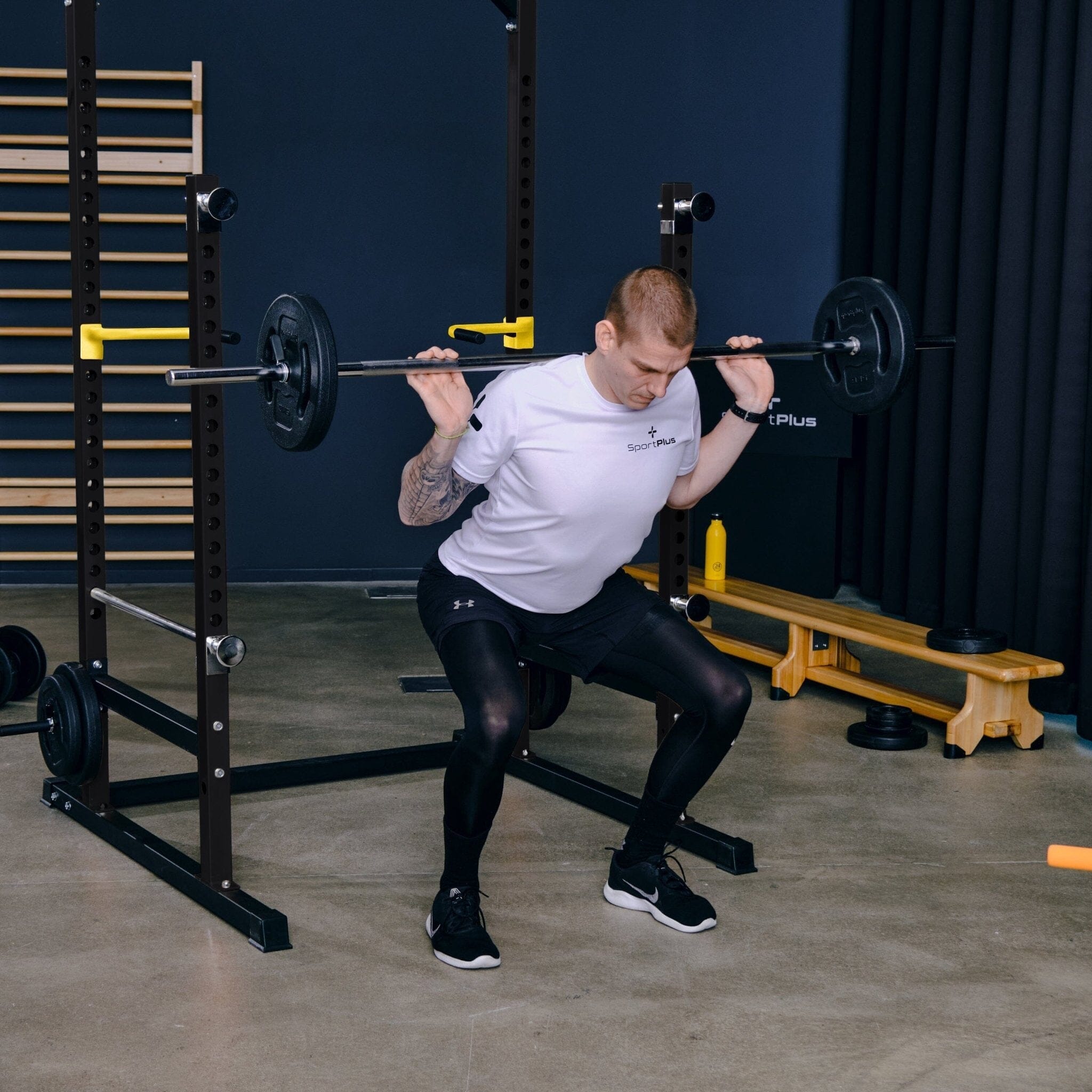 Power Rack für Squats, Bankdrücken, Klimmzüge mit verstellbaren Griffen für Dips & Liegestütze SP-HG-020 SportPlus 